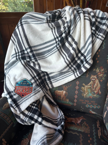 B&W Plaid Plush Blanket